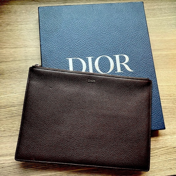 Dior Brown Leather Pouch 2022 - Picture 1 of 11